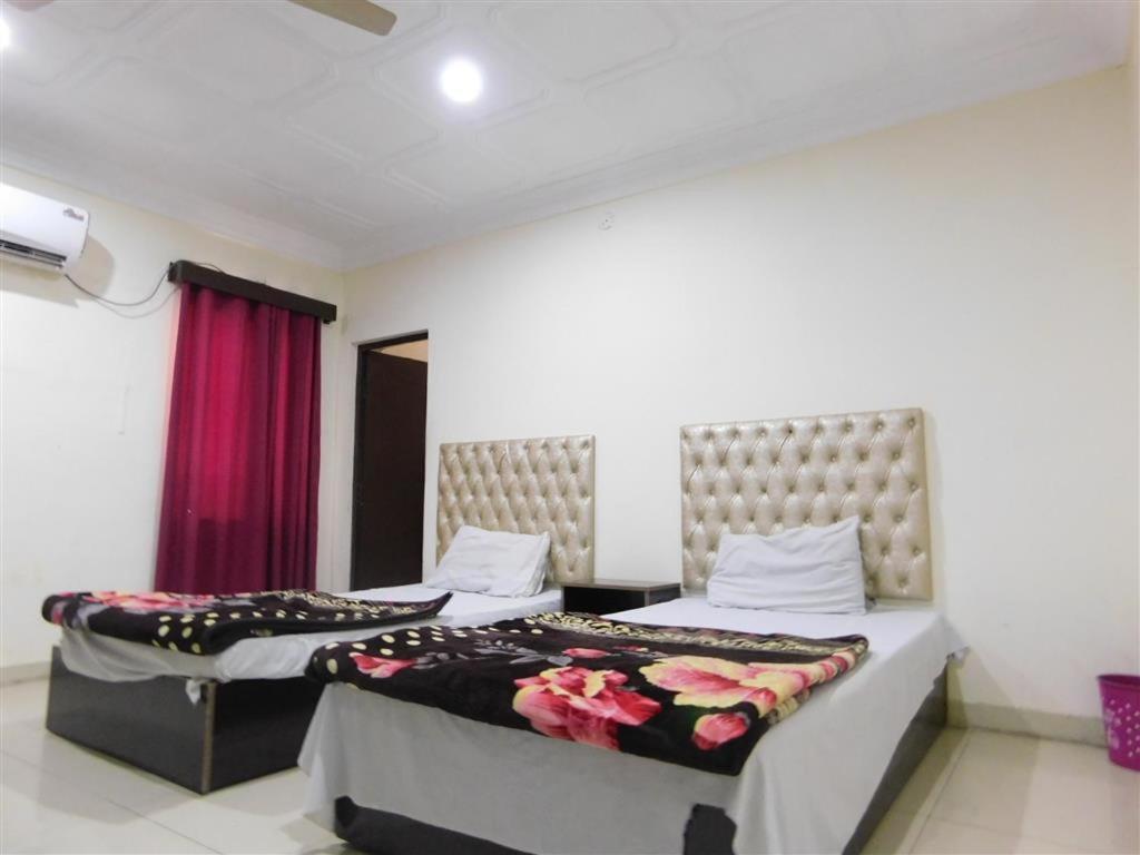 Hotel Humera Bahawalpur Eksteriør billede