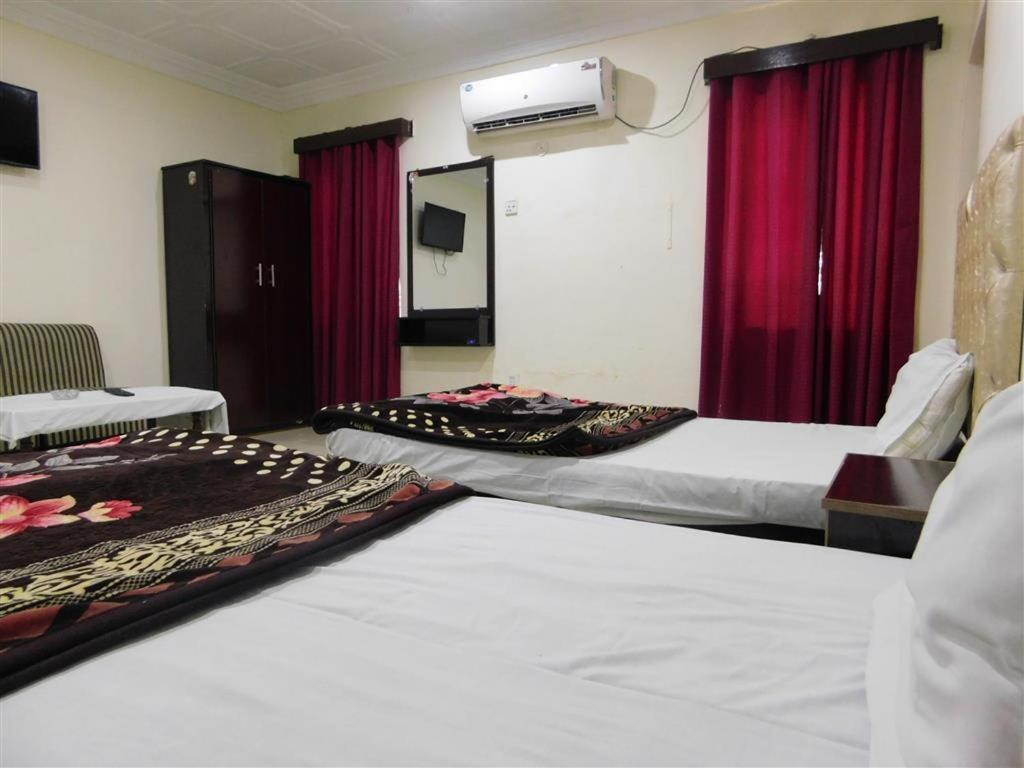 Hotel Humera Bahawalpur Eksteriør billede